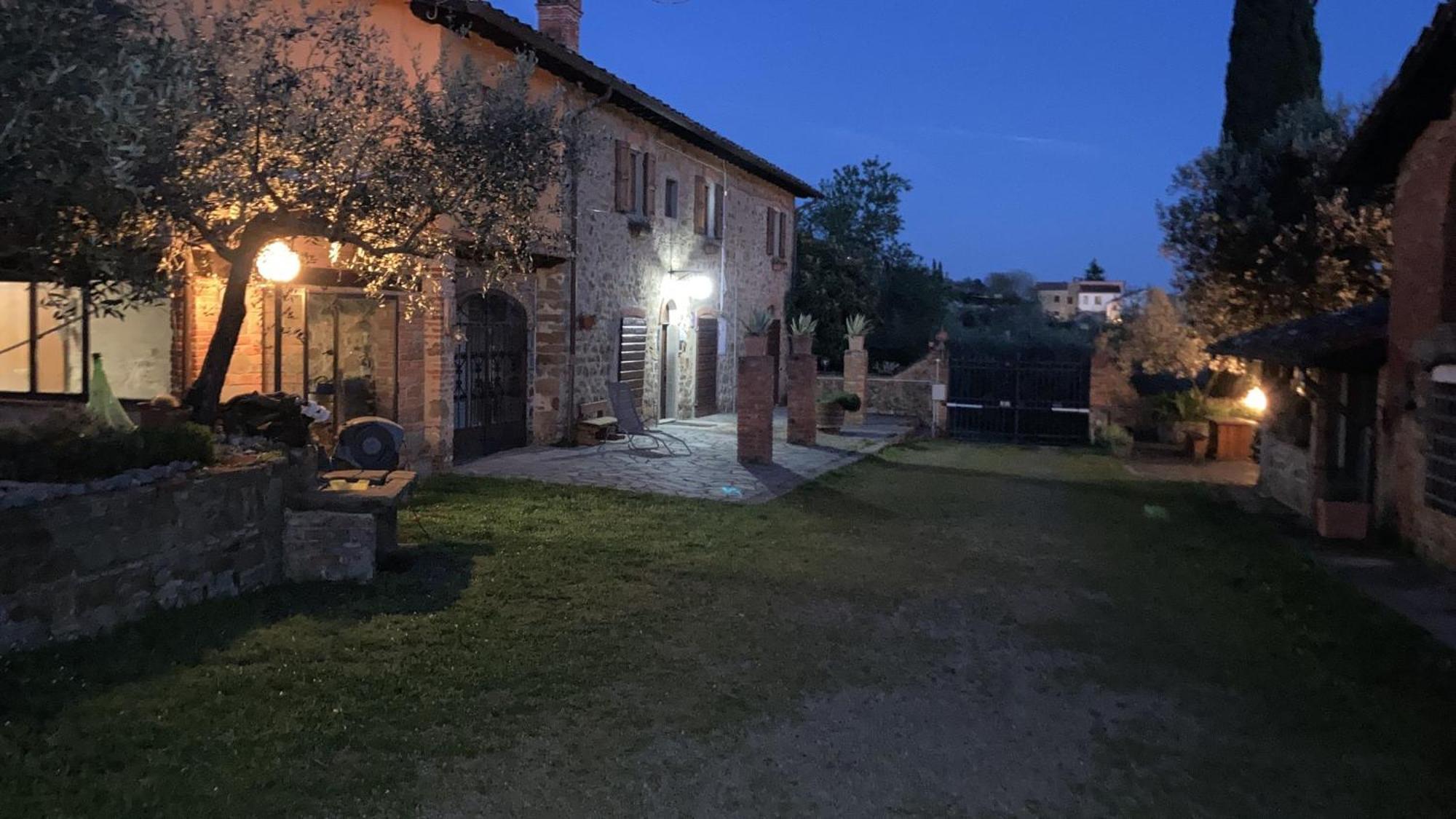 Villa Toscana Loro Ciuffenna Exteriér fotografie